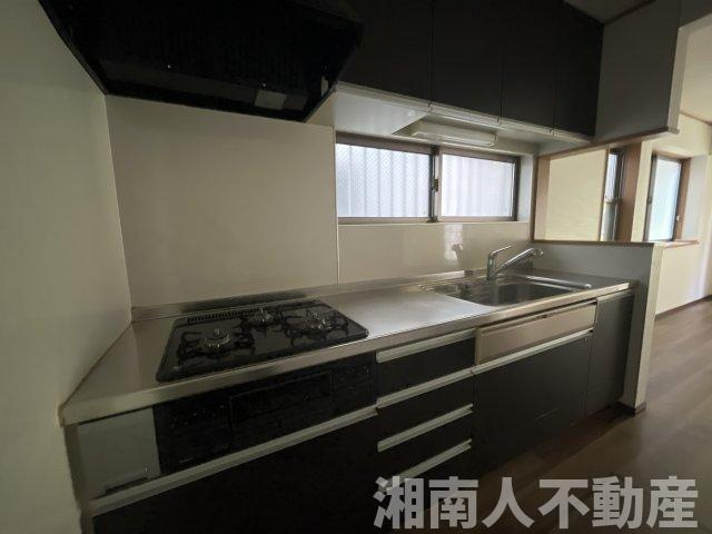 平塚市大神４丁目　戸建のキッチン|キッチンでお料理をお楽しみください