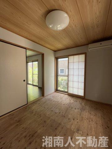平塚市大神４丁目　戸建の和室|落ち着いた雰囲気の和室付きです