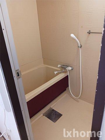 上穂ハイツの浴室|ゆったり過ごせるお風呂です