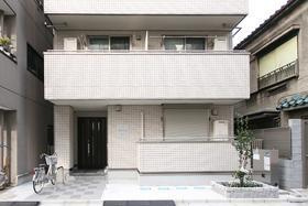 Ｖｉｌｌａ　Ｖｉｃｉｎａのエントランス| 