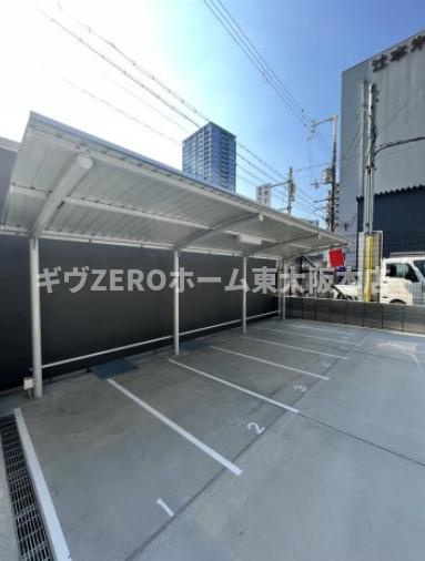 リヴェント難波サウス　仲介手数料無料の駐車場