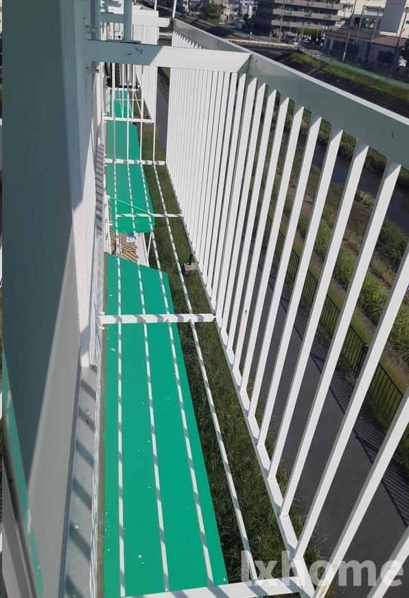 辻子マンションのバルコニー|陽当たり良好なバルコニーです
