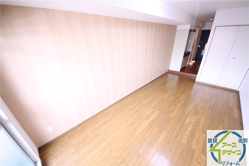 クロスロードハイツ山崎の居間・リビング