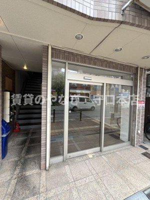 【エントランス】 | ベローナコート