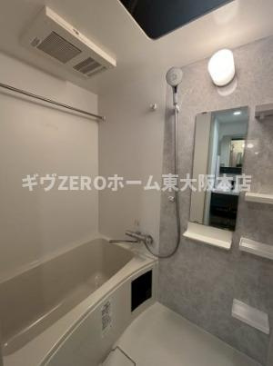 セレニテ日本橋エクラ　仲介手数料無料の浴室