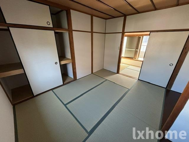 藤岡貸家の和室|畳の上でゆっくりとくつろげる和室です