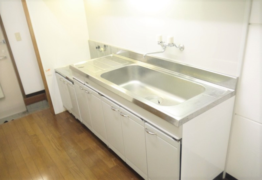 レジデンス幸のキッチン|使いやすいキッチンです