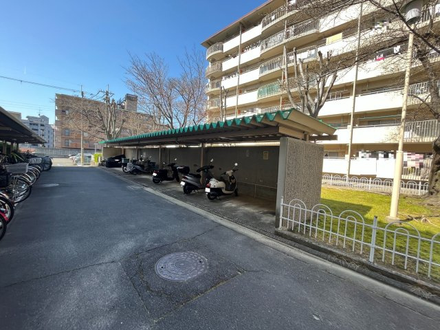 椥辻駅徒歩７分◆７階建てマンション最上階◆リノベーション済み南向き２ＬＤＫ住戸◆山科椥辻団地A棟のその他共用部分|バイク置き場