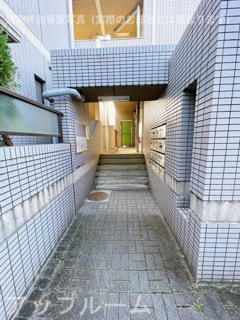 PATIO楠のエントランス