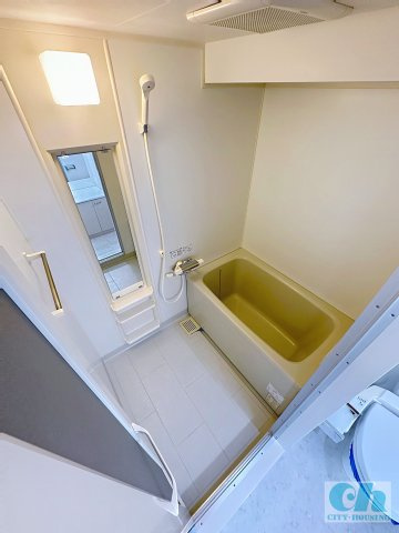 R’ s court 202号室の浴室