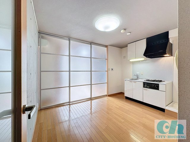 R’ s court 202号室の居間・リビング