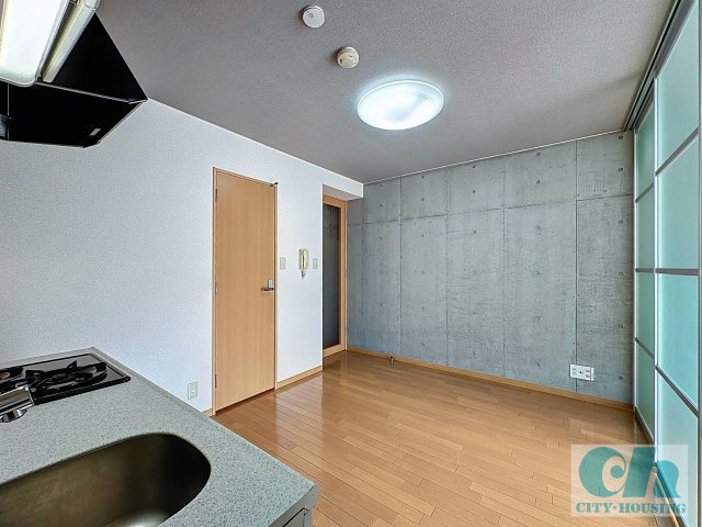 R’ s court 202号室の居間・リビング