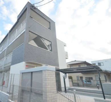 クレイノプレシャス SRKの外観