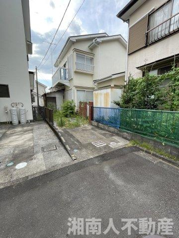 小田原市国府津　戸建の駐車場|駐車スペースもあります