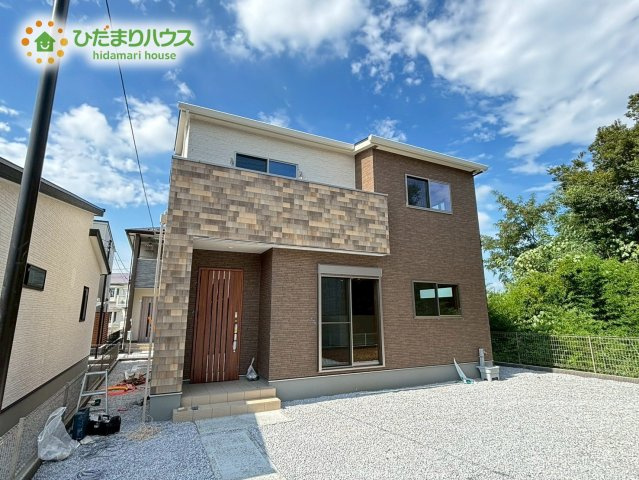 熊谷市大原　第6期　新築一戸建て　ワイウッドコート　02の外観|デザイナーズのようなお洒落な外観です！