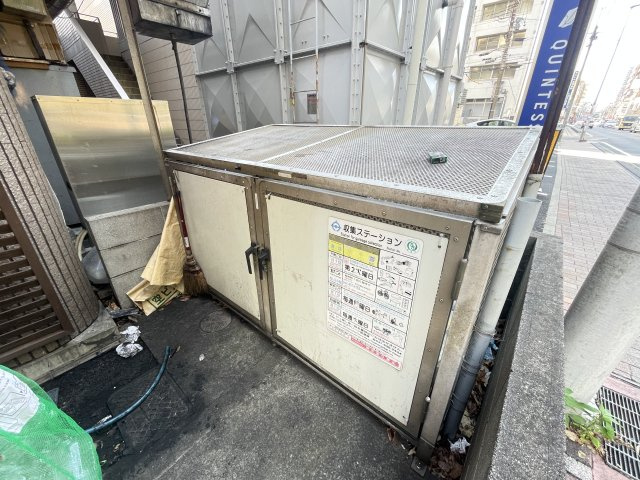 M.ONEビルのロビー