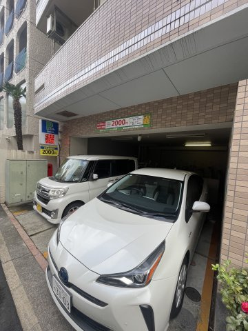 パークウェル東中野の駐車場