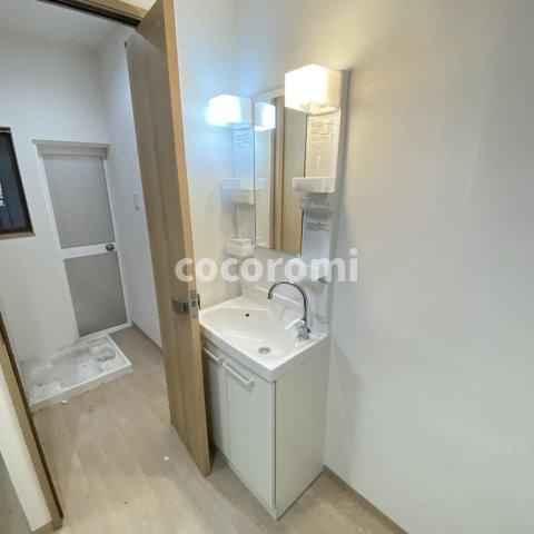 高野道1丁目リノベーションハウスの洗面所