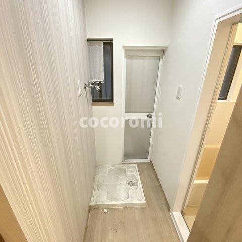 高野道1丁目リノベーションハウスの玄関