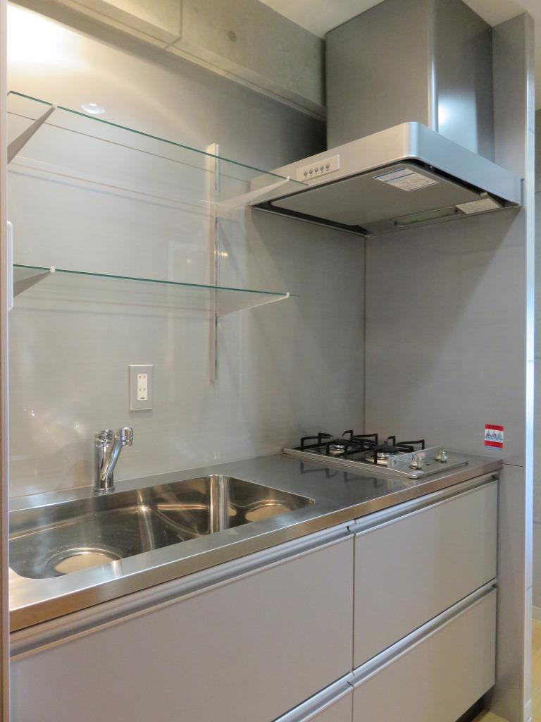 ピアッツァレント奈良医大前のキッチン|２口ガスコンロのシステムキッチン