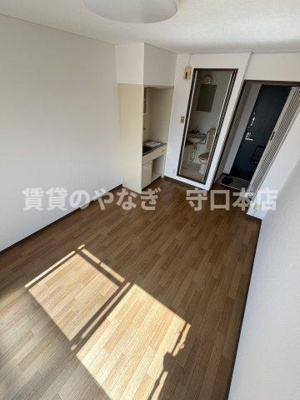 【居間・リビング】 | アパートメント守口Ⅷ