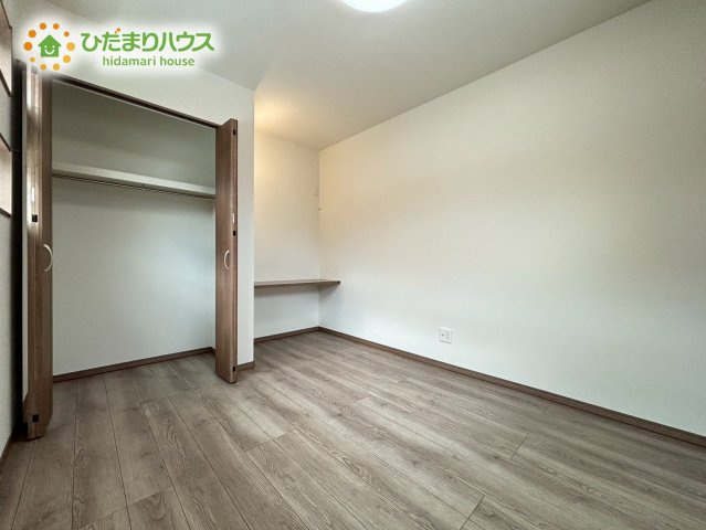 熊谷市大原　第6期　新築一戸建て　ワイウッドコート　01の収納|各居室に収納があるのでお部屋の住空間もスッキリ広々つかえそうです！