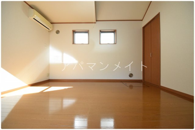 【寝室】 | ウィンズ上永谷C棟 | 落ち着いて過ごせるお部屋です