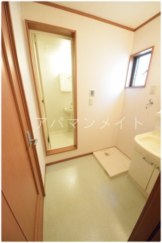 【設備】 | ウィンズ上永谷C棟 | 洗濯機置場になります