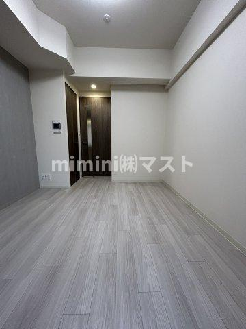 大阪市福島区海老江７丁目の賃貸マンションの居間・リビング