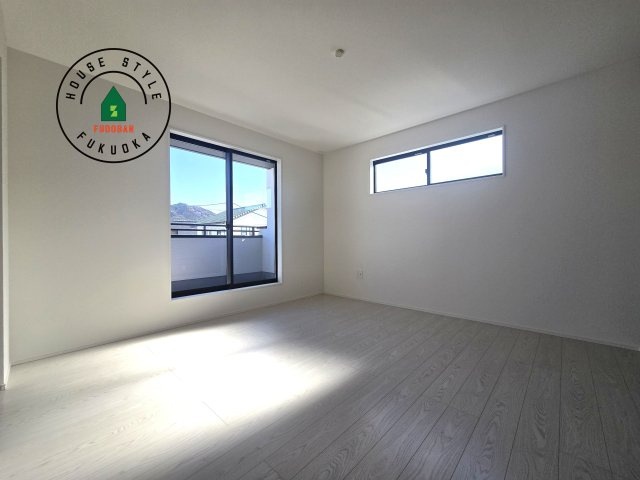 福津市津屋崎8丁目第1-3棟(3号棟）の内観：施工例|主寝室には収納力に優れたクローゼットがありますので、お部屋もすっきり片付きます。