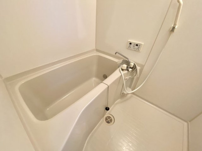 【浴室】 | 寺ノ元レジデンス | ※同物件の別部屋写真