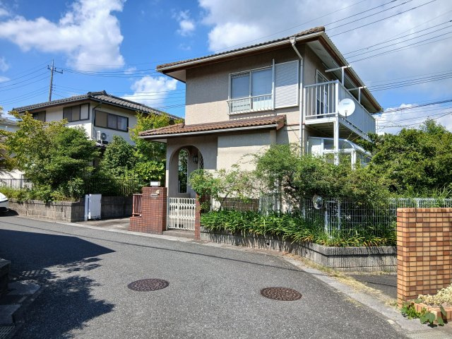 東松山市旗立台　中古戸建の外観