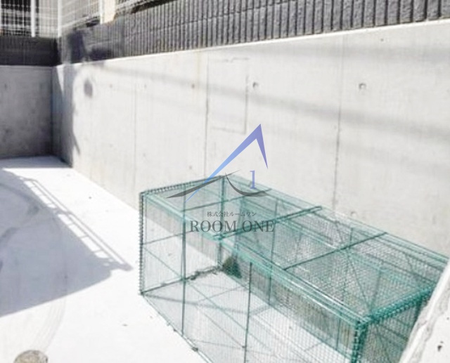 ＷＩＴＨＰＬＡＣＥ大岡のその他共用部分|敷地内ごみ置き場です。