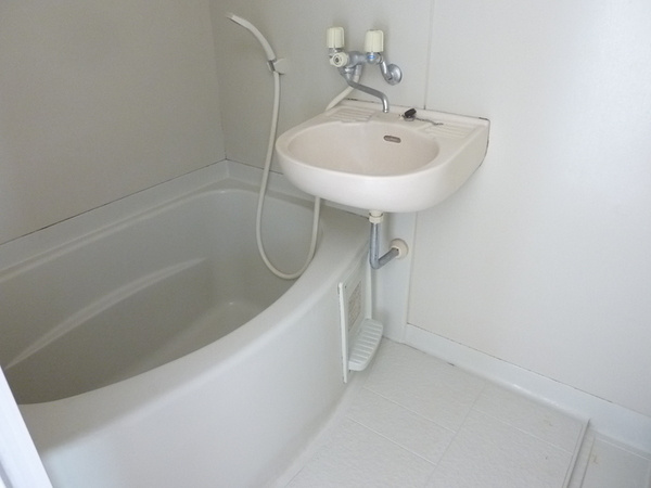 パナハイツ諏訪の浴室|日々の暮らしに欠かせないお風呂です