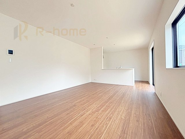 水戸市見川12期　新築戸建て　3号棟の外観|ご予約を頂ければ、『平日』はもちろん『早朝』や『夜間』もご見学可能です♪お気軽にお申し付けください♪