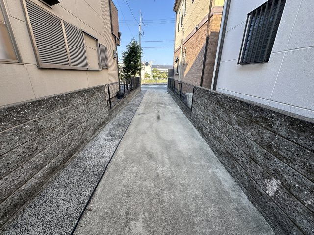 堺市西区菱木１丁の駐車場