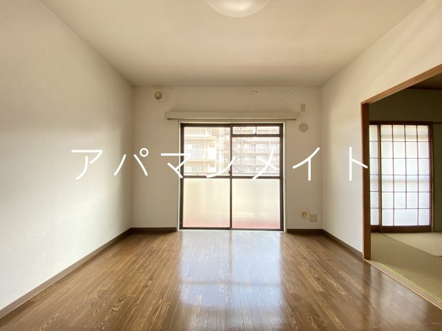 【居間・リビング】 | 使いやすいリビングです