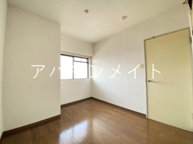 【寝室】 | 使い勝手のいい寝室です