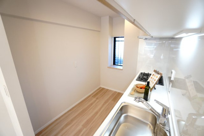 【キッチン】 | 【上質リノベ】フローレンス海田月見町 | 室内（2025年10月24日8：00頃）撮影