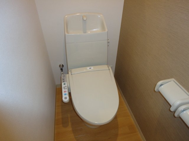 ソレイユⅡのトイレ|シャワー付トイレ