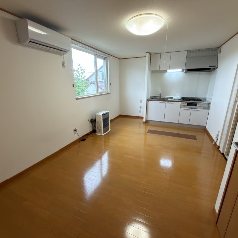 プルメリアの居間・リビング