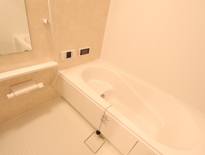 熊本市中央区黒髪６丁目のアパートの浴室