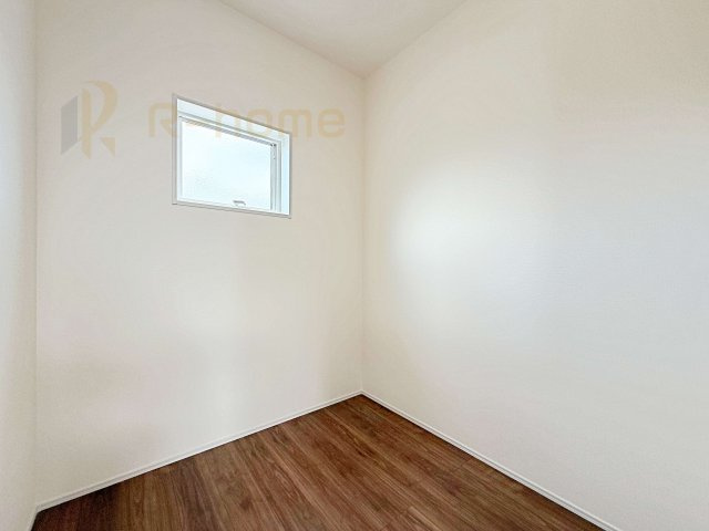 水戸市見川12期　新築戸建て　5号棟のその他|収納やワークスペースなどライフスタイルに合わせて活用できる便利な空間♪