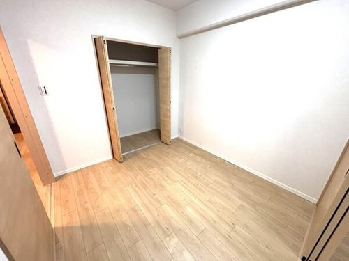 エステムコート西宮今津の洋室