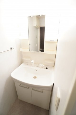 【独立洗面台】 | アヴニール A | ※同物件・反転タイプの写真です。