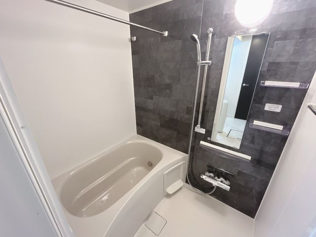 ｉｌｅ　ｖｉｌｌａｇｅ（イル　ヴィラージュ）の浴室