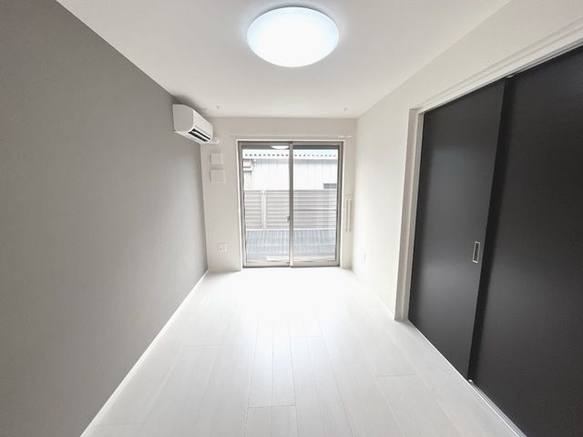 ｉｌｅ　ｖｉｌｌａｇｅ（イル　ヴィラージュ）の居間・リビング