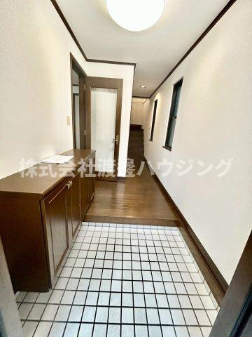 下穂積テラスハウス　の玄関