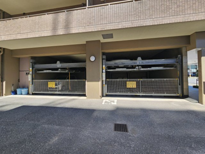 【駐車場】 | ローレルコート白島九軒町 | 機械式駐車場　※空き状況はお問合せください