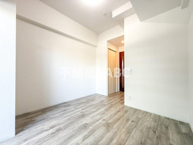 エスリード難波AGREAの居間・リビング